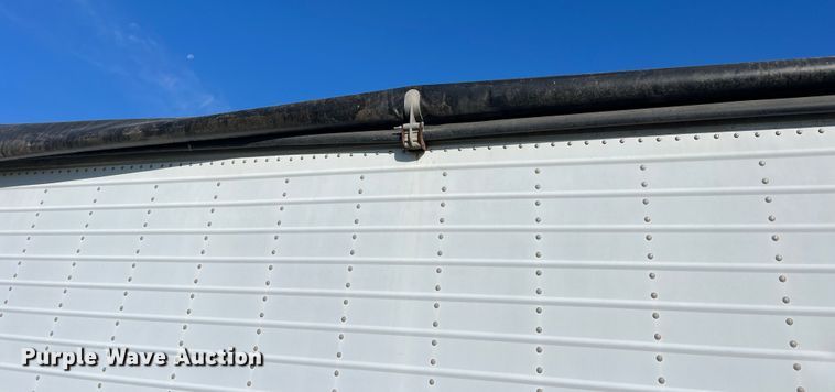image for item DS2452 2001 Wilson DWH-400  grain trailer