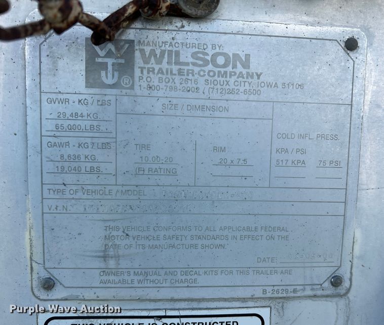image for item DS2452 2001 Wilson DWH-400  grain trailer