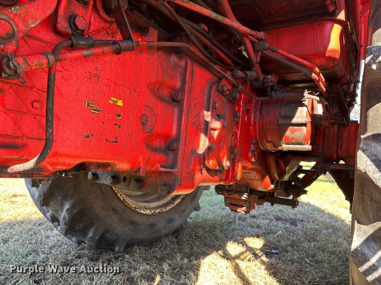 image for item DW2905 Belarus 825  MFWD tractor