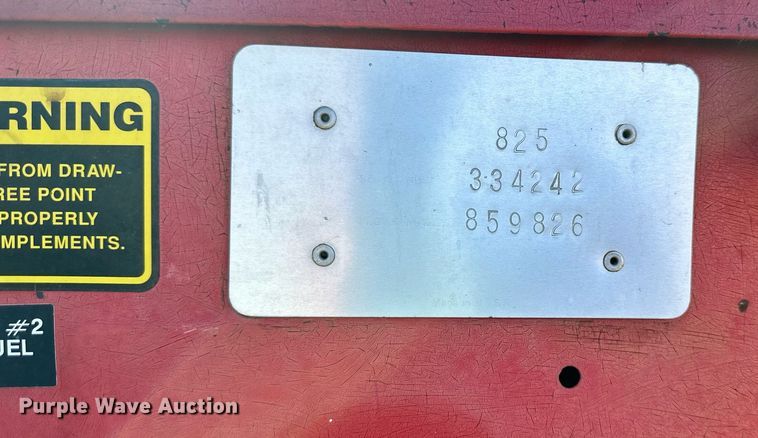 image for item DW2905 Belarus 825  MFWD tractor