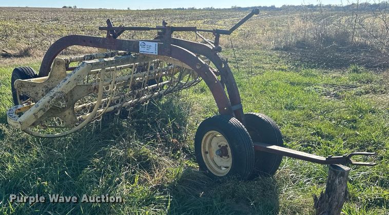 image for item DW2906 New Holland 55  hay rake
