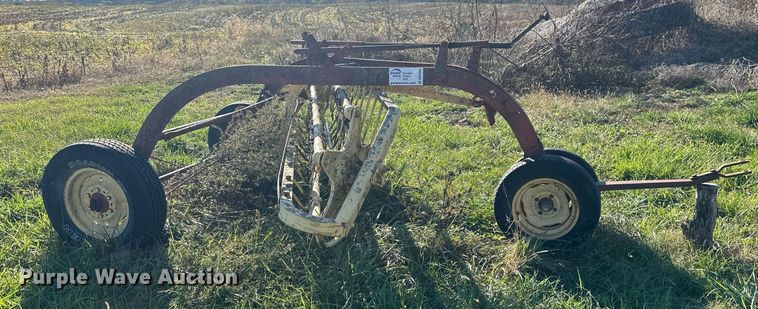 image for item DW2906 New Holland 55  hay rake