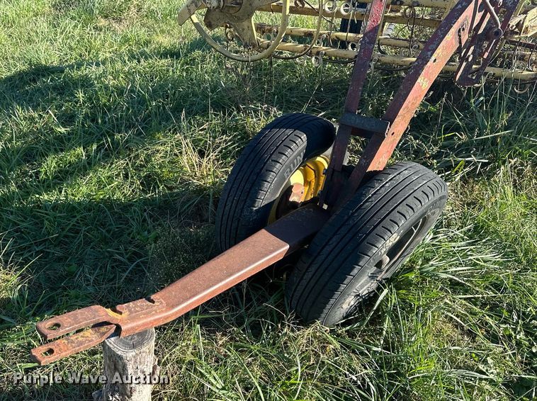 image for item DW2906 New Holland 55  hay rake
