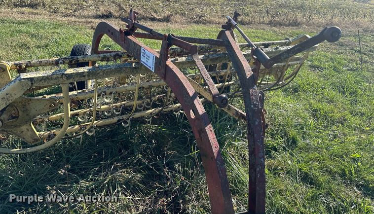 image for item DW2906 New Holland 55  hay rake