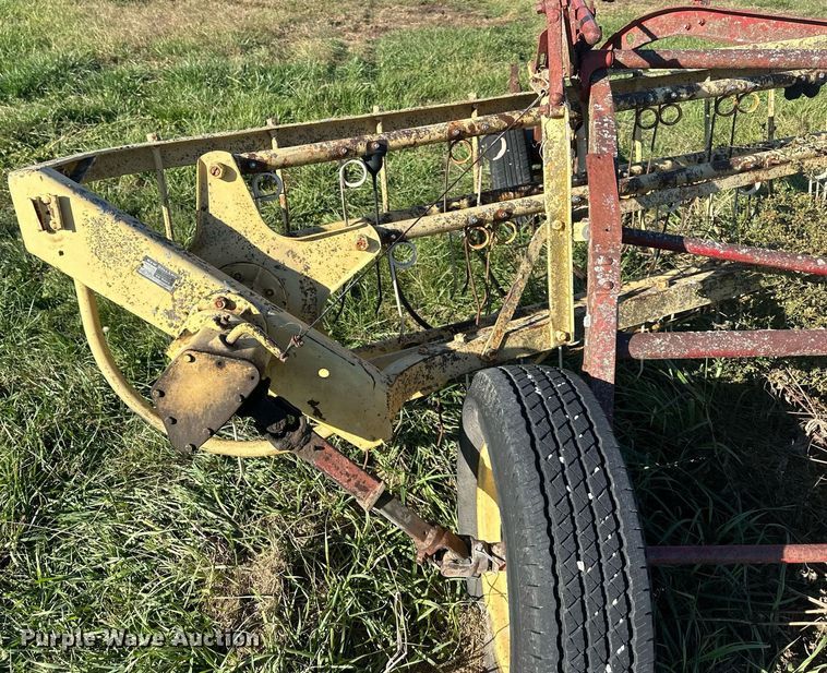 image for item DW2906 New Holland 55  hay rake