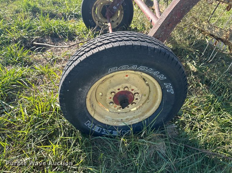 image for item DW2906 New Holland 55  hay rake