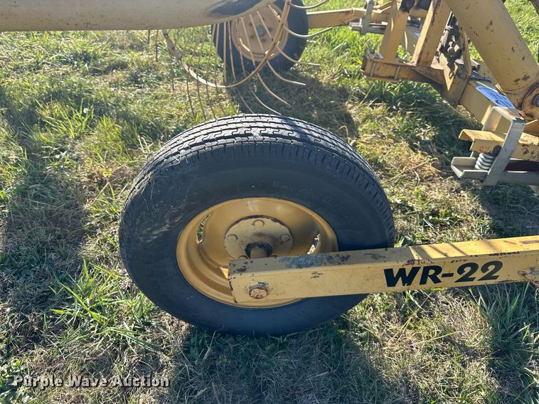 image for item DW2907 Vermeer WR-22  hay rake