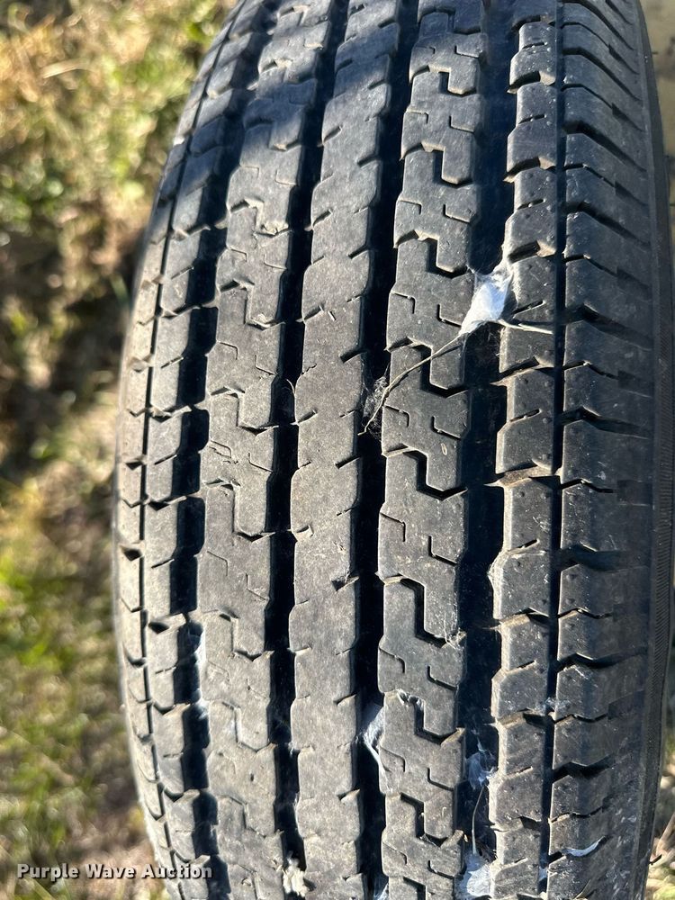 image for item DW2907 Vermeer WR-22  hay rake