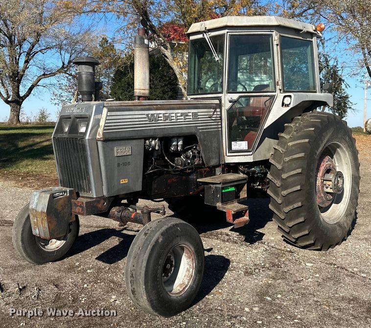 image for item DW2909 White Field Boss 2-105  tractor