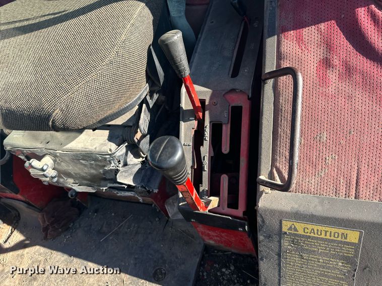 image for item DW2910 International 986  tractor