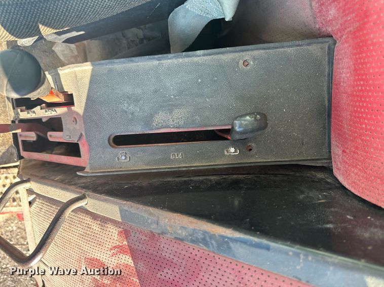 image for item DW2910 International 986  tractor