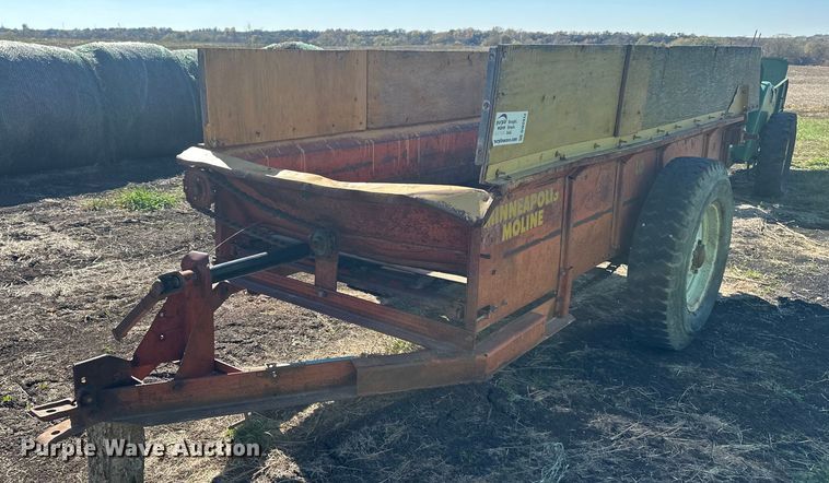 image for item DW2912 Minneapolis Moline  manure spreader