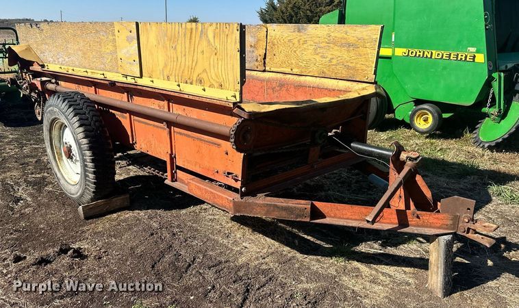 image for item DW2912 Minneapolis Moline  manure spreader