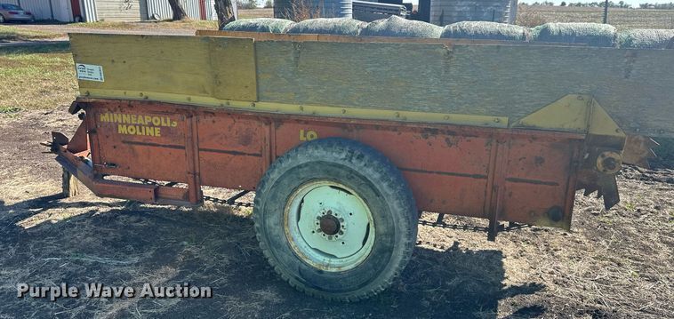 image for item DW2912 Minneapolis Moline  manure spreader