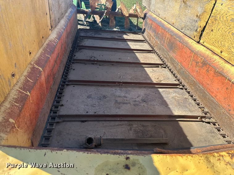 image for item DW2912 Minneapolis Moline  manure spreader