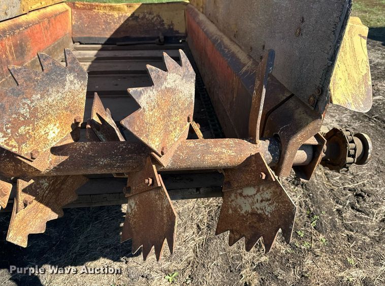 image for item DW2912 Minneapolis Moline  manure spreader