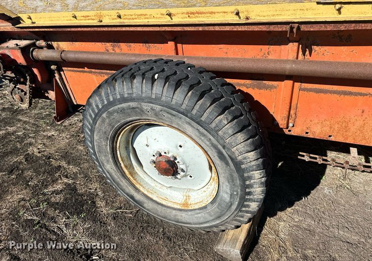 image for item DW2912 Minneapolis Moline  manure spreader