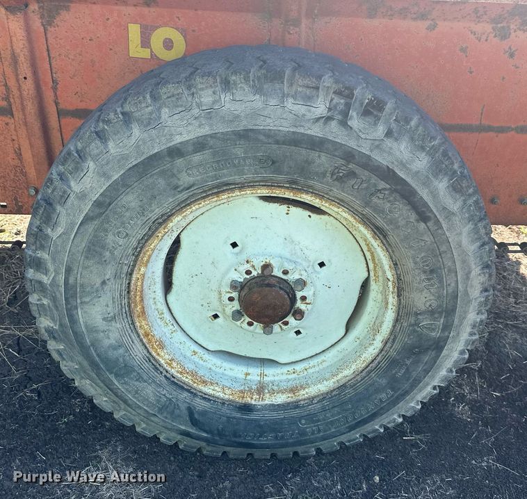 image for item DW2912 Minneapolis Moline  manure spreader