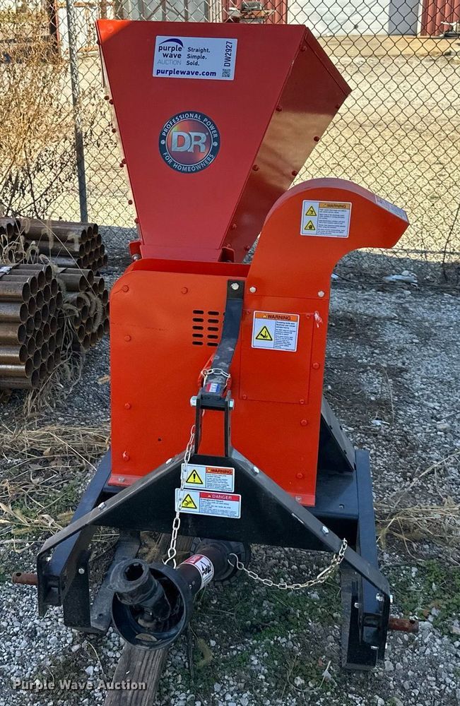 image for item DW2927 DR Power Equipment TPH450-CHP  wood chipper
