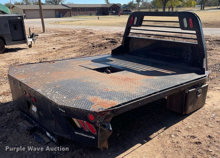 image for item GG9792 CM 1510368  flatbed pickup truck bed