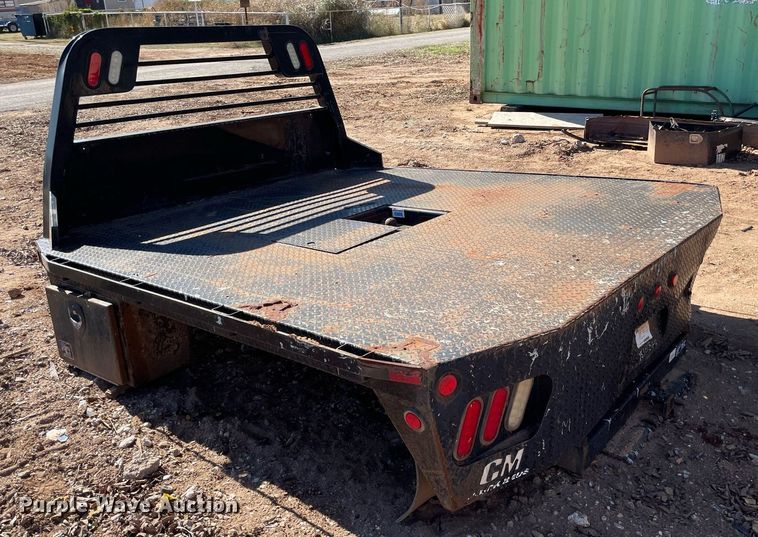 image for item GG9792 CM 1510368  flatbed pickup truck bed