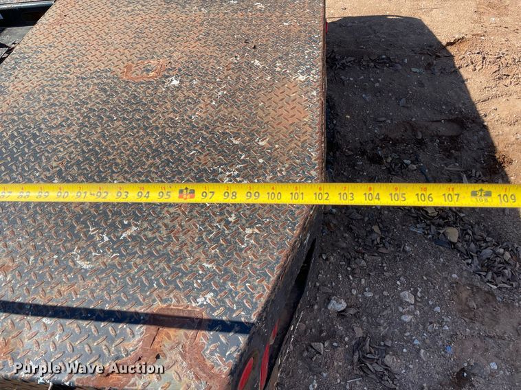 image for item GG9792 CM 1510368  flatbed pickup truck bed