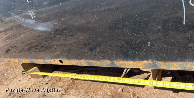 image for item GG9792 CM 1510368  flatbed pickup truck bed