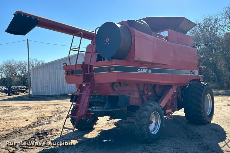 image for item GG9834 2000 Case IH 2388 Axial-Flow  combine