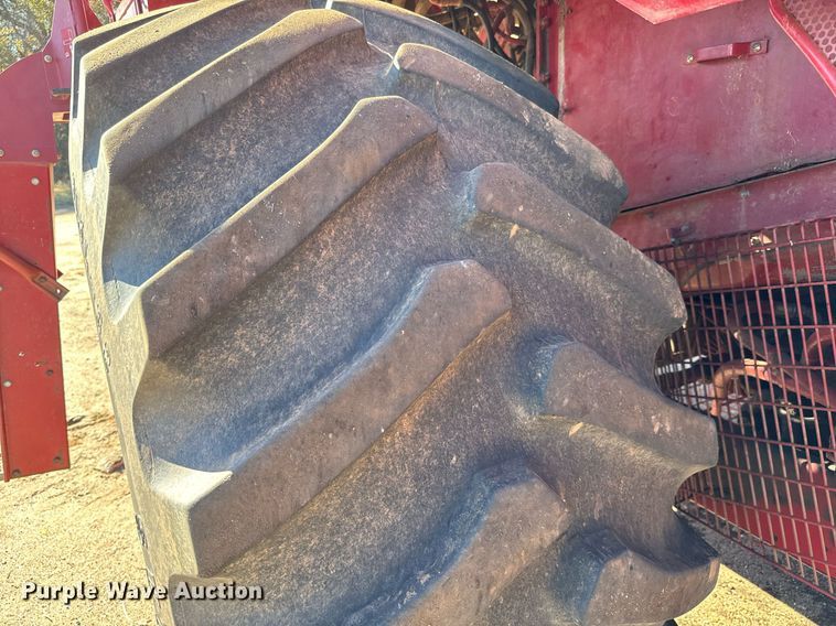 image for item GG9834 2000 Case IH 2388 Axial-Flow  combine