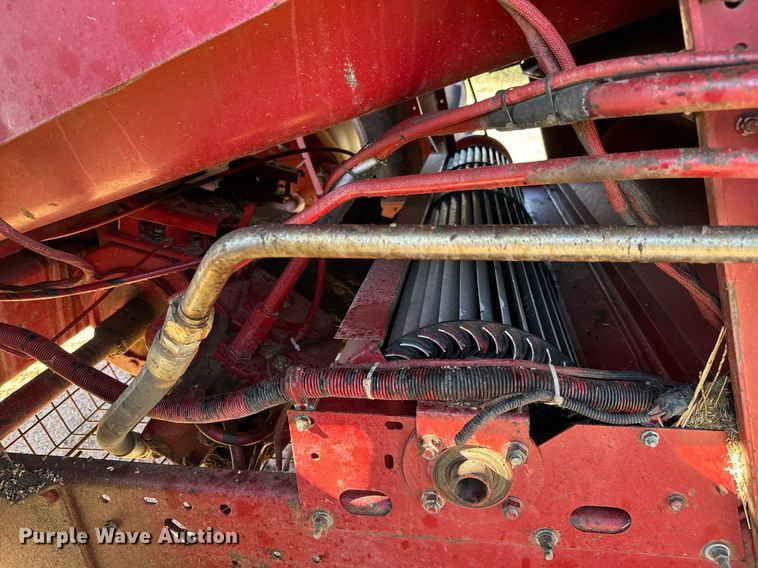 image for item GG9835 1990 Case IH 1680 Axial-Flow  combine