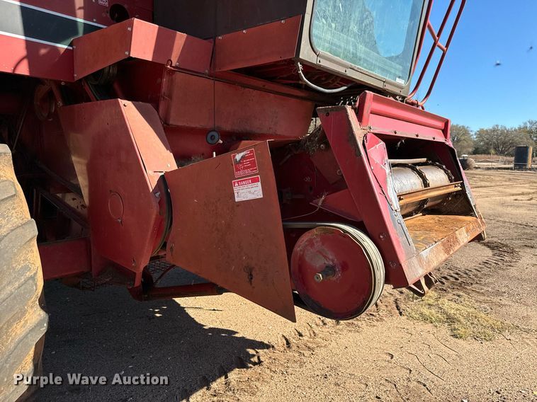 image for item GG9835 1990 Case IH 1680 Axial-Flow  combine