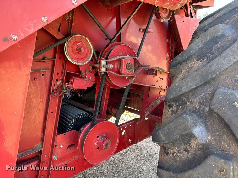 image for item GG9835 1990 Case IH 1680 Axial-Flow  combine