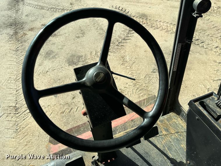 image for item GG9835 1990 Case IH 1680 Axial-Flow  combine