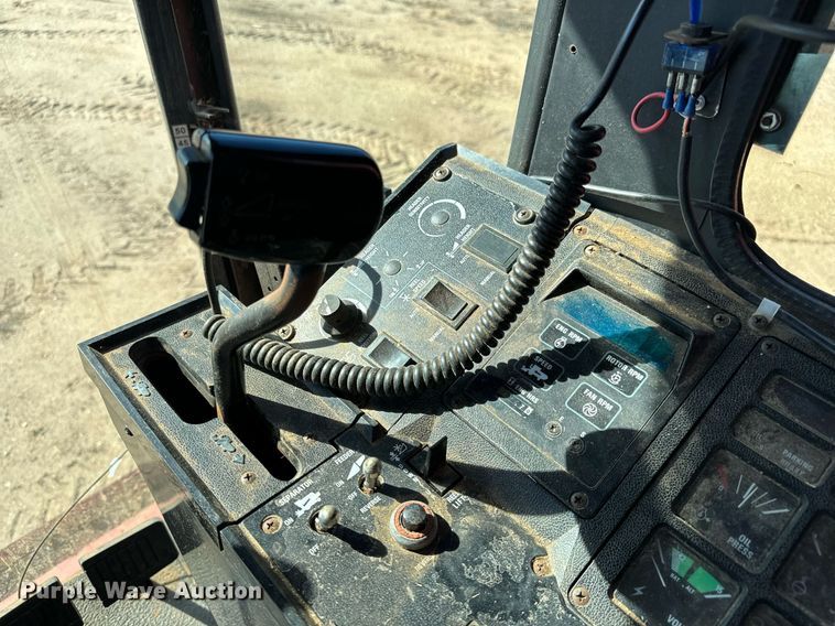 image for item GG9835 1990 Case IH 1680 Axial-Flow  combine