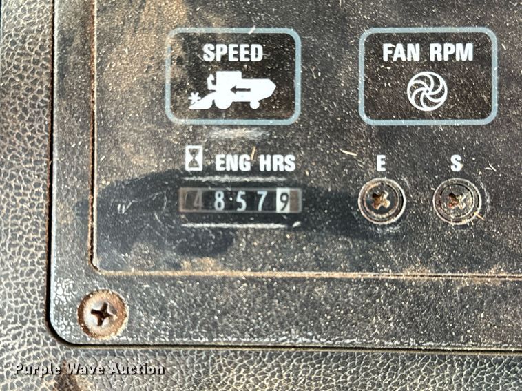 image for item GG9835 1990 Case IH 1680 Axial-Flow  combine