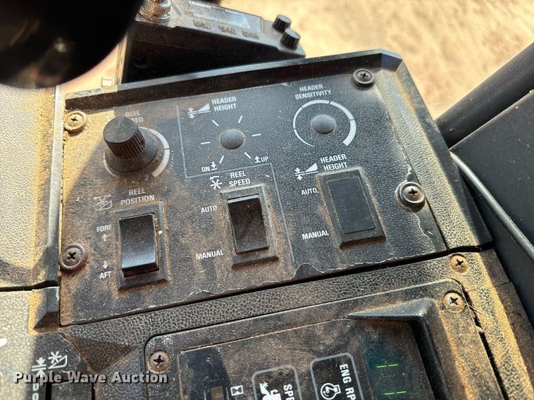 image for item GG9835 1990 Case IH 1680 Axial-Flow  combine