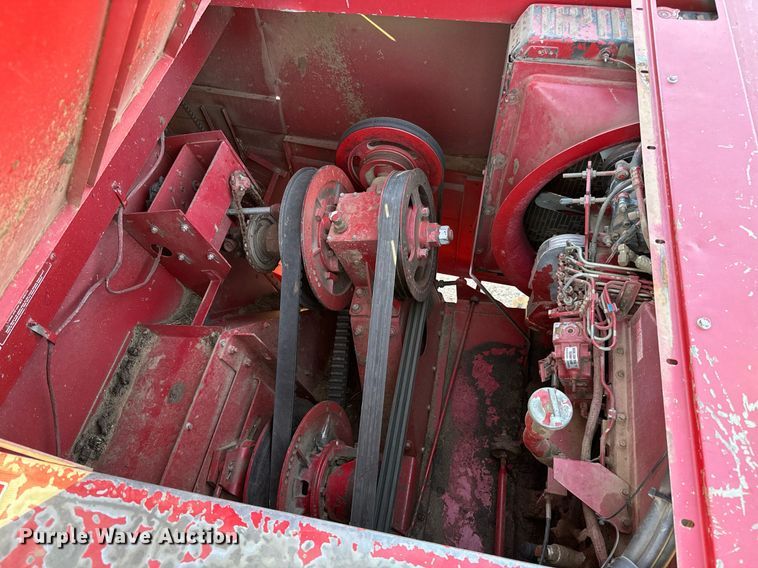 image for item GG9835 1990 Case IH 1680 Axial-Flow  combine