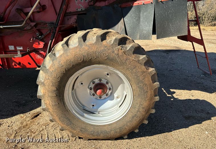 image for item GG9835 1990 Case IH 1680 Axial-Flow  combine
