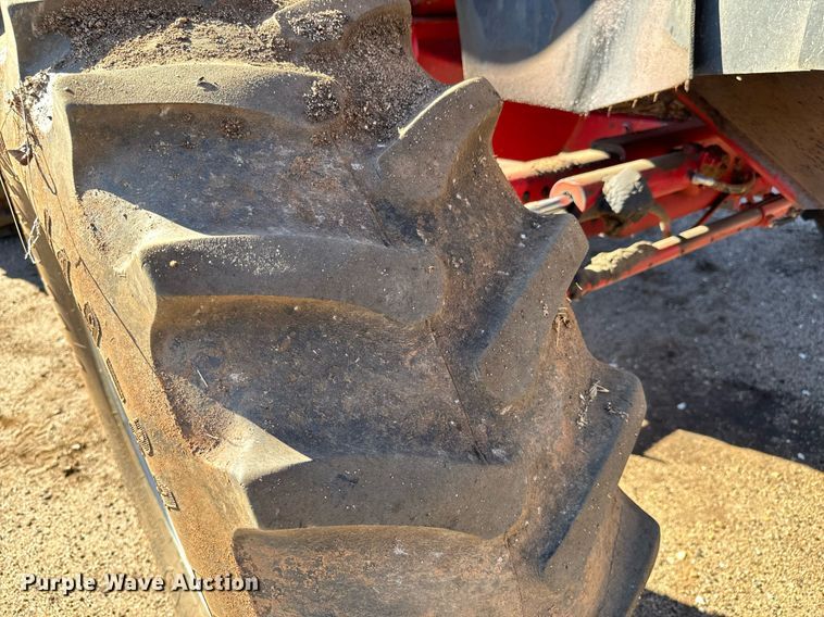 image for item GG9835 1990 Case IH 1680 Axial-Flow  combine