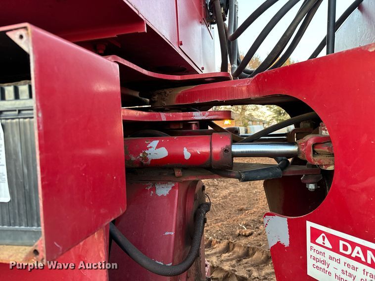 image for item GG9840 1980 International 4586  4WD tractor