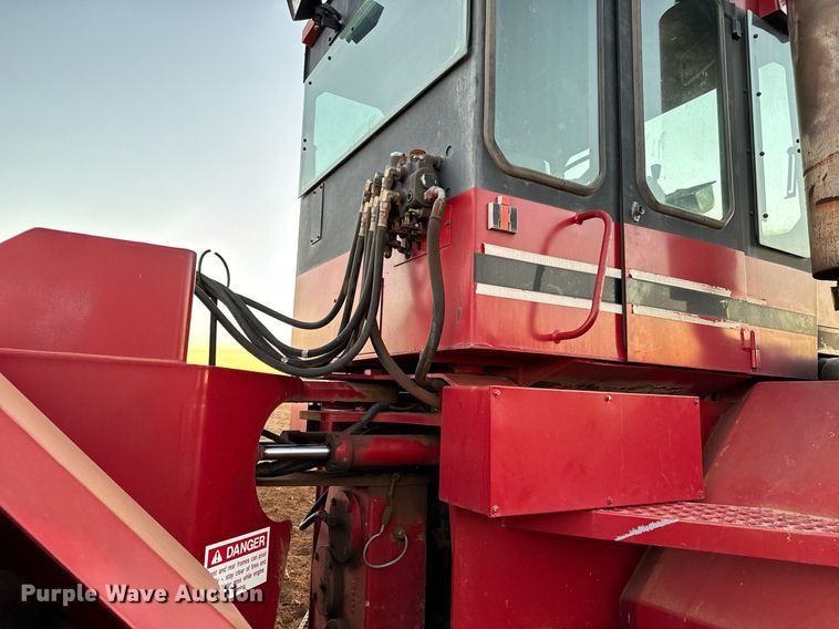 image for item GG9840 1980 International 4586  4WD tractor