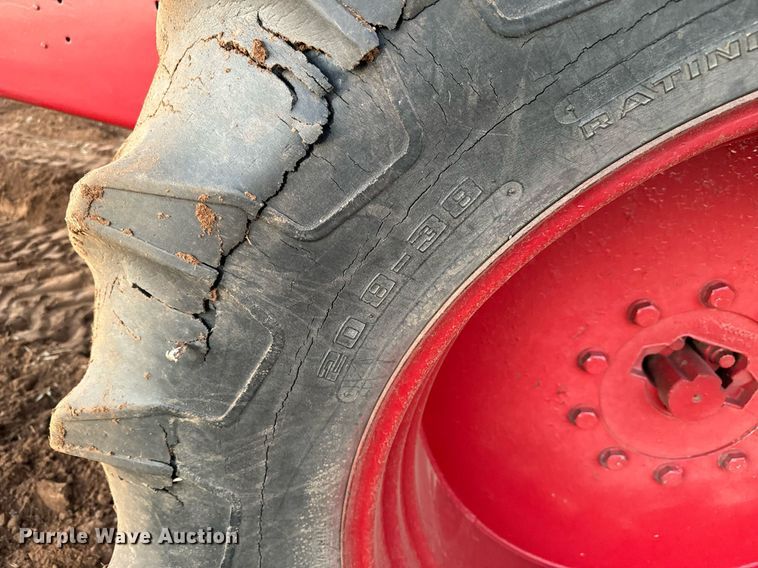 image for item GG9840 1980 International 4586  4WD tractor