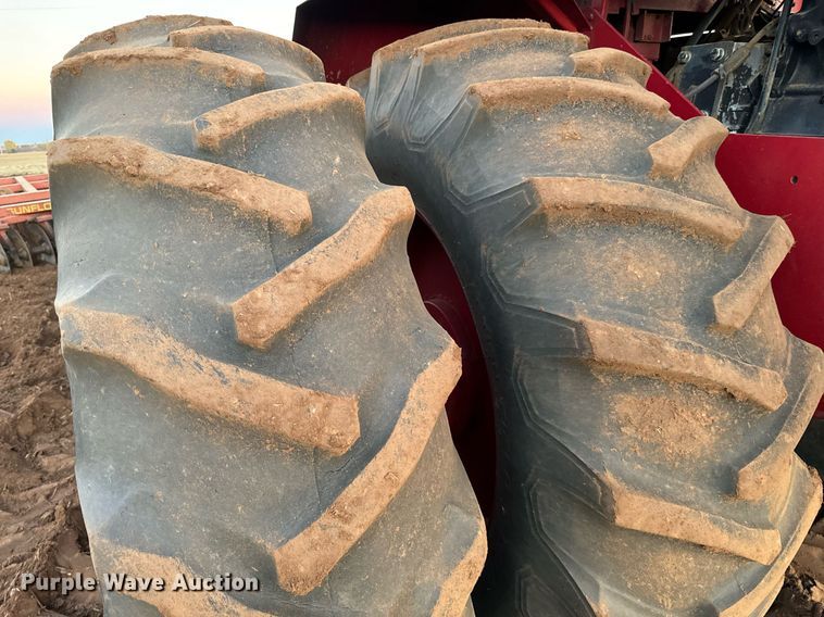 image for item GG9840 1980 International 4586  4WD tractor