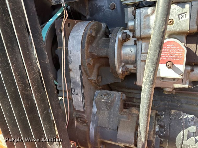 image for item IU9070 Versatile 875  4WD tractor