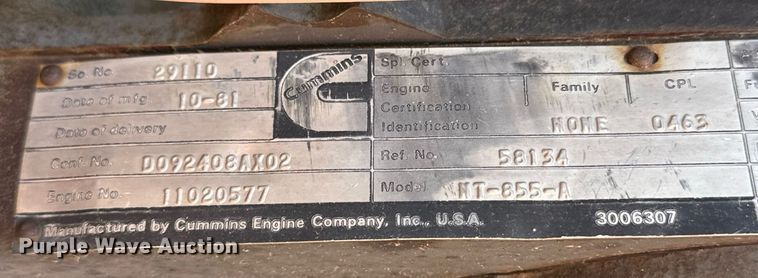 image for item IU9070 Versatile 875  4WD tractor