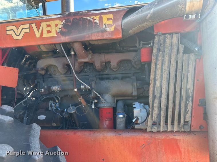 image for item IU9070 Versatile 875  4WD tractor