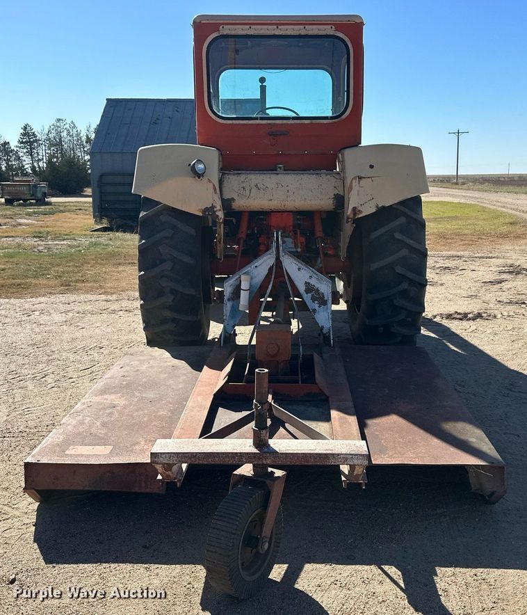 image for item IU9071 Case 932  tractor