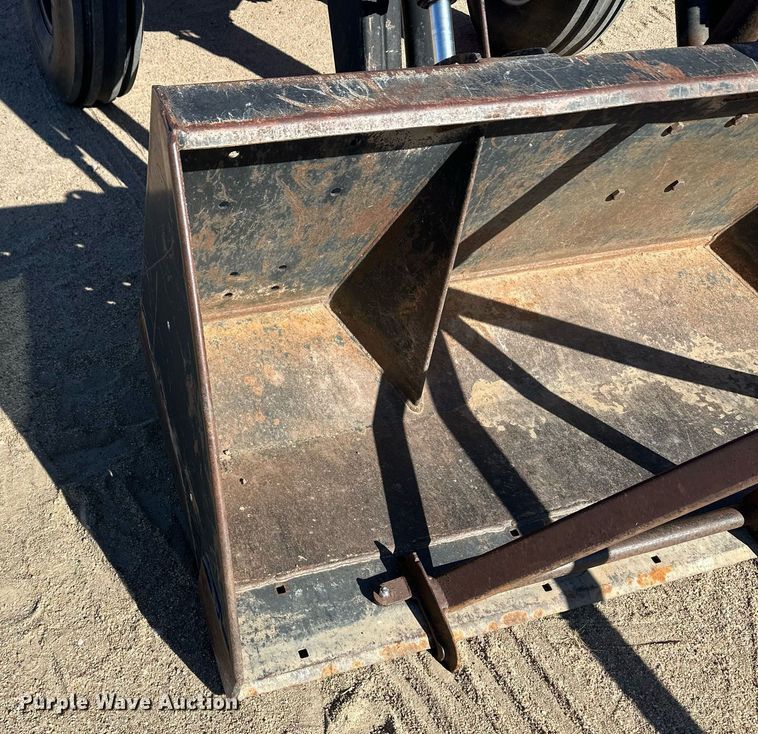 image for item IU9071 Case 932  tractor