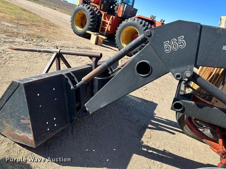 image for item IU9071 Case 932  tractor