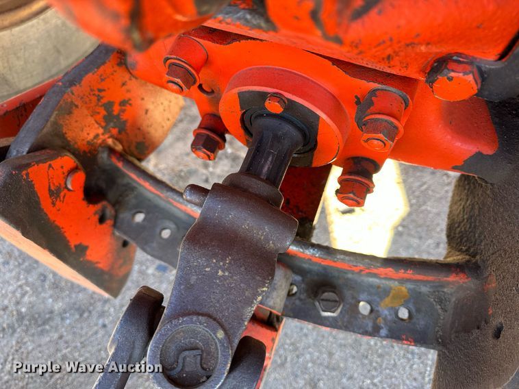 image for item IU9071 Case 932  tractor